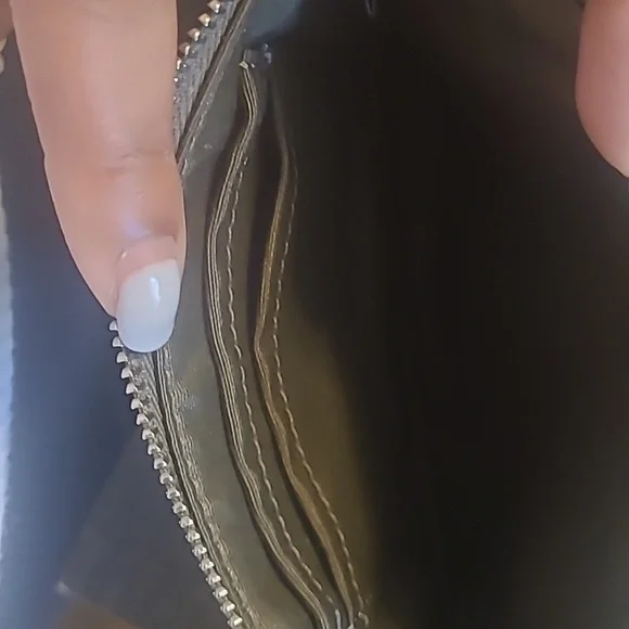 Coach Green Wristlet - Picture 5 of 5